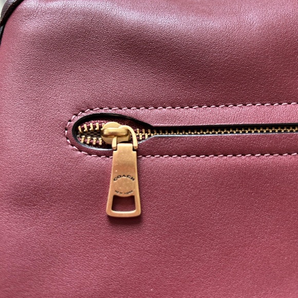 SOLD Coach burgundy flap shoulder bag - Picture 4 of 11